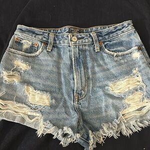 Abercrombie Jean Shorts NWOT